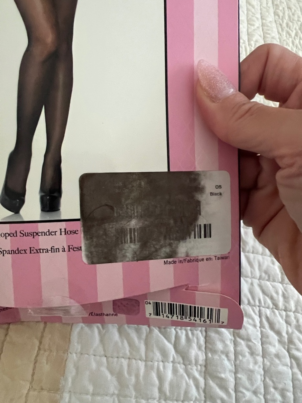 Leg Avenue Black Sheer Scalloped Garter Tights - Picture 2 of 3